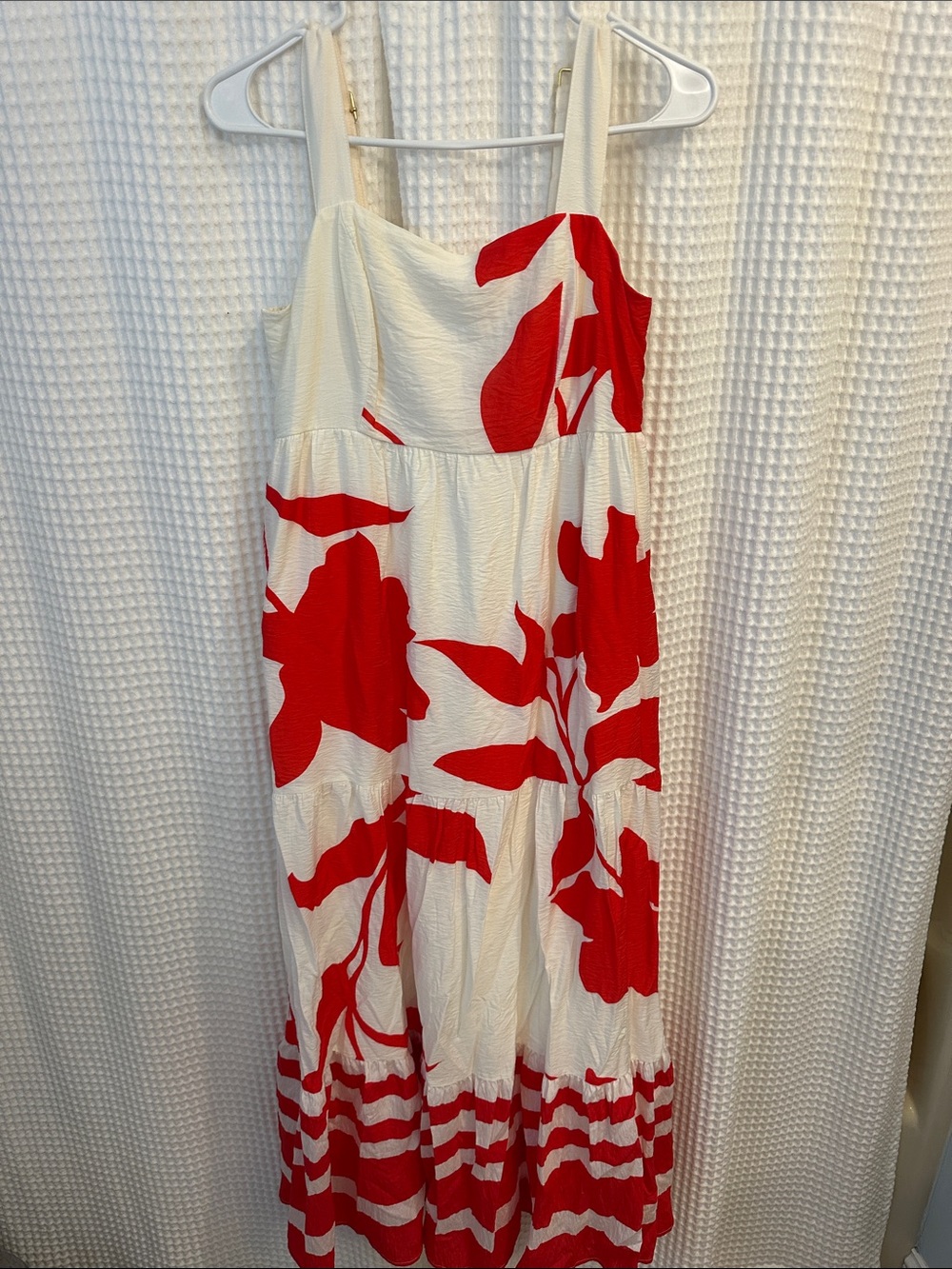 Nine West White Maxi Dress with Bold Red Floral Print